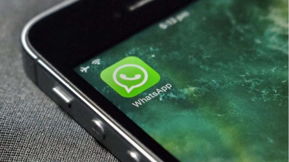 WhatsApp Menguji Fitur Berbagi File Mirip Quick Share