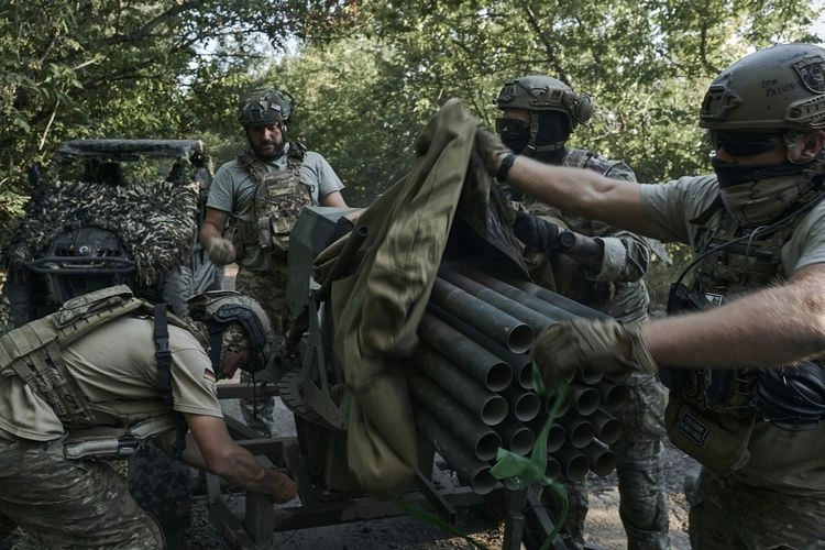 Norwegia Siap Pasok Amunisi ke Ukraina untuk Perang