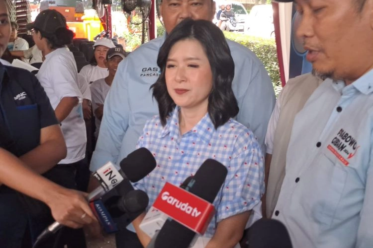 Sebut Jokowi dan Prabowo Contoh Reformasi Sebenarnya, Grace: ''Bocil Ingusan'' atau Senior, Semua Dirangkul
