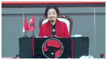 Megawati Ulang Tahun ke-77, Ganjar Rayakan di Salatiga, Jokowi Kirim Buket Bunga