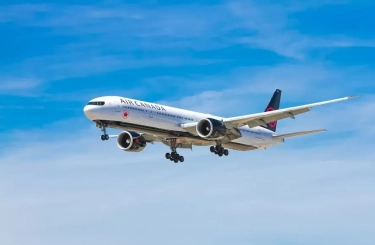 Bikin Heboh! Penumpang Buka Pintu Pesawat Air Canada di Ketinggian 10.000 Kaki, Begini Nasibnya
