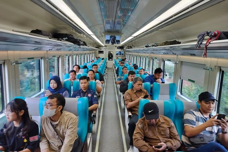 KAI Luncurkan 3 Kereta Api Baru Mulai Hari Ini, Lebih Mudah ke Pangandaran