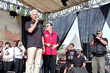 Warga Kendal Curhat ke Ganjar soal Penyaluran BLT Sering Tidak Tepat Sasaran