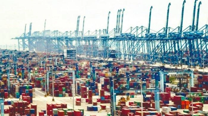 Konflik Laut Merah Mengancam Inflasi Malaysia Akibat Lonjakan Tarif Kargo 200 Persen