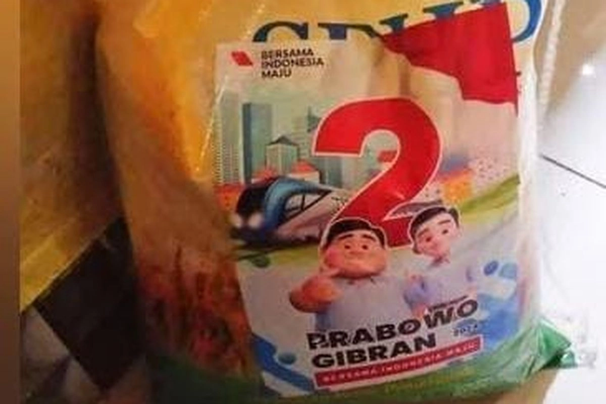 Ada Stiker Prabowo-Gibran di Beras Bulog, Dirut Berikan Penjelasan