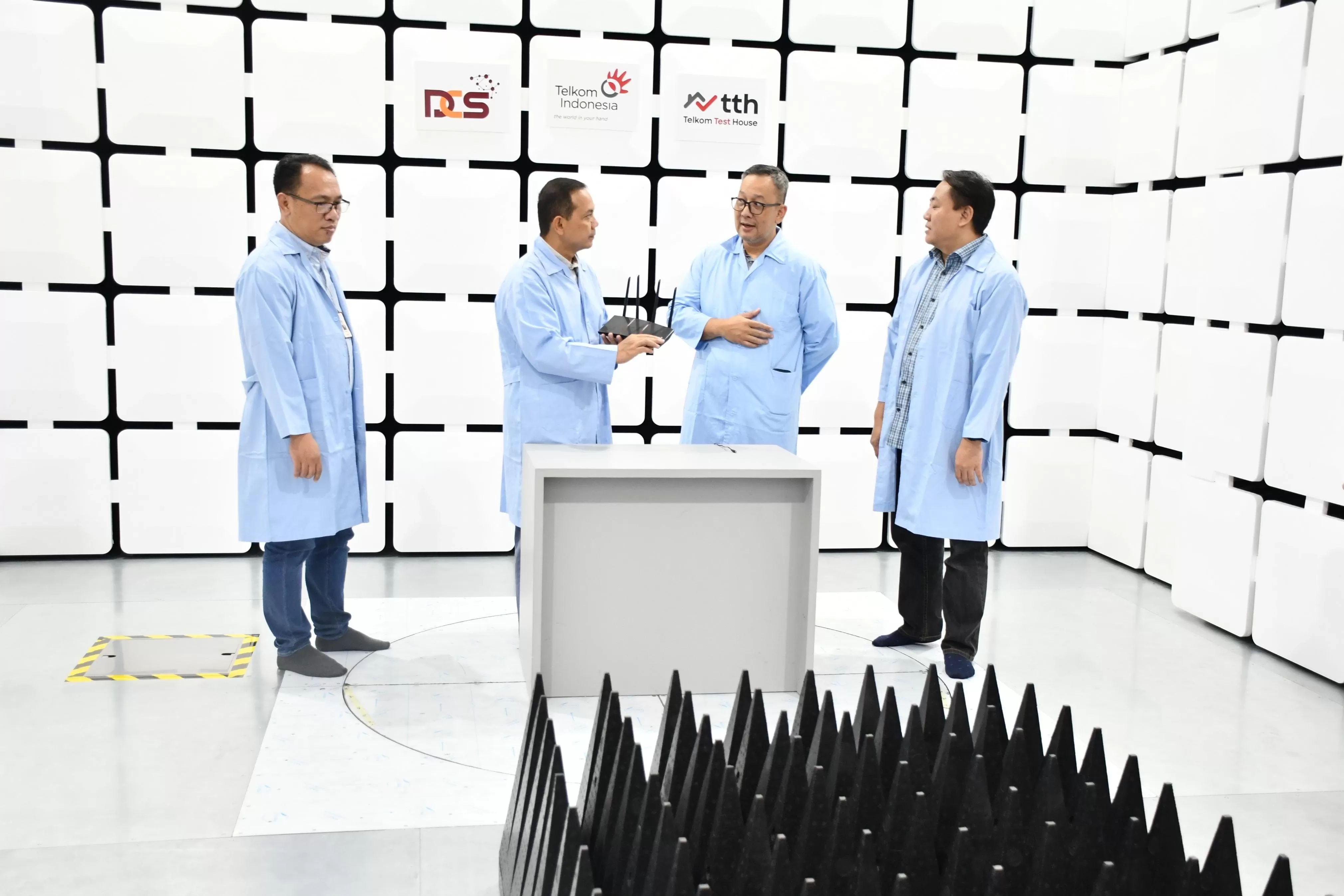 Telkom Test House Jadi Acuan Nasional Uji Perangkat Jaringan dan Infrastruktur Telekomunikasi di Indonesia