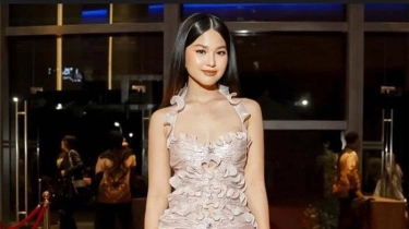 Tak Hanya Bermusik, Penyanyi Andrea Tanzil Sibuk Magang si Kantor Hukum