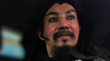 Heboh Limbad Sulap Koran Jadi Uang Saat Kampanye di Tasikmalaya, Dibagikan Ketika Mahfud MD Pergi