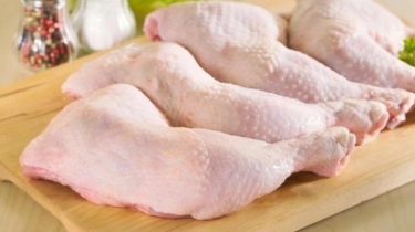 Tidak Dianjurkan Mencuci Daging Ayam di Rumah, Begini Alasannya 
