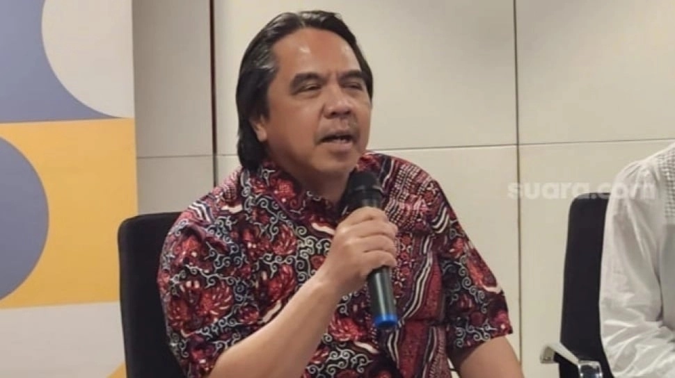 Ade Armando Diskakmat Usai Senggol Pendukung Anies dan Ganjar: Yang Penting Enggak 02!