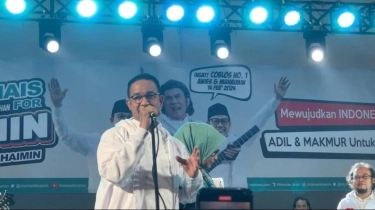 Dapat Dukungan 'Satria Bergitar', Anies Baswedan: di Sana Punya Bansos, di Sini Punya Rhoma Irama