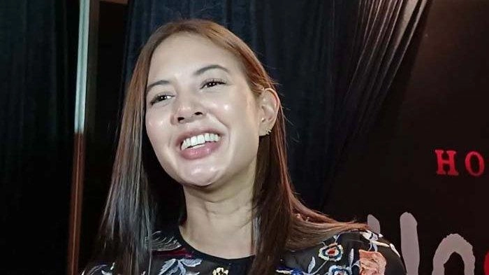 Aurelie Moeremans Mantap Hapus Tato, Meski Lebih Mahal dan Sakit