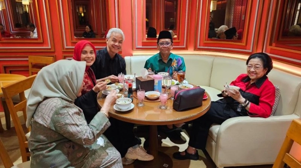 Bertemu Megawati, Mahfud Bahas Undur Diri dari Kabinet Jokowi?