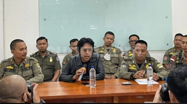 Kebangetan Edit Foto di Baliho Caleg, Adian Napitupulu Ternyata Punya Utang sampai Ratusan Juta