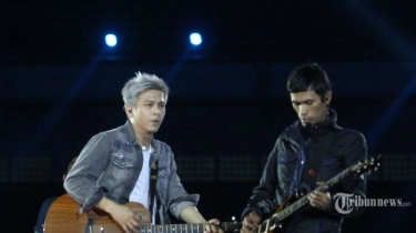 Chord Gitar dan Lirik Lagu Topeng - Peterpan: Tapi Buka Dulu Topengmu