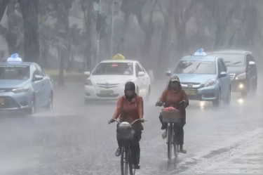 Doa Ketika Hujan Deras Disertai Petir, Lengkap Arab Latin dan Artinya