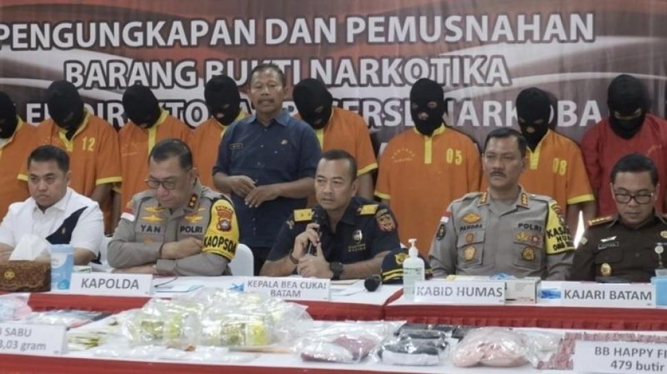 Datang dari Malaysia, Penyeludupan Sabu Dalam Anus WNA Digagalkan Bea Cukai Batam