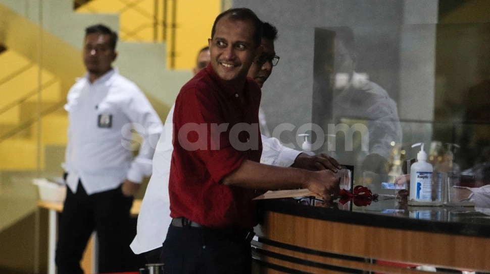 Sosok Hakim Estiono yang Kabulkan Praperadilan Eddy Hiariej, Pernah Tangani Gugatan Firli Bahuri