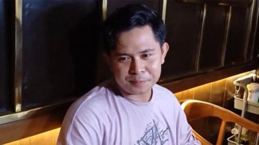 Chord Gitar Kekasih Bayangan - Cakra Khan, Intro Lagu dari Kunci C, Kau Jadikan Aku Kekasih Bayangan