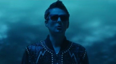 Lirik Lagu dan Terjemahan Stockholm Syndrome - Muse: No One Will Recall