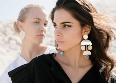 Wajib Tau! 9 Ciri Teman yang Toxic yang Harus Kamu Hindari