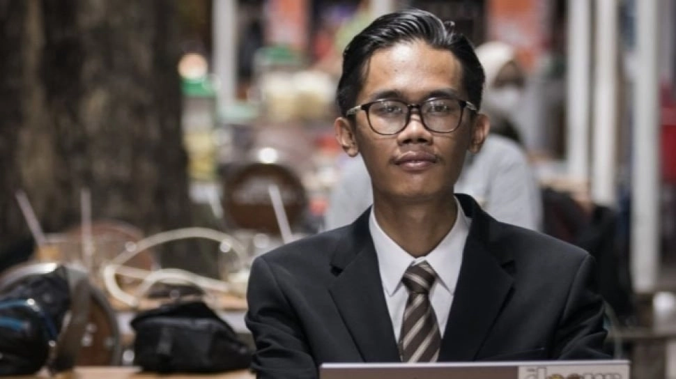 Gibran Digugat Almas Tsaqibbirru: Diminta Bayar Rp10 Juta, Perkara Apa?