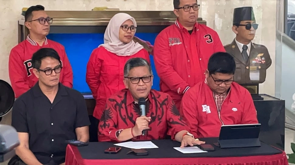 Mahfud Mundur dari Menko, PDIP Malah Ragu Tarik Menterinya dari Kabinet, Begini Kata Hasto