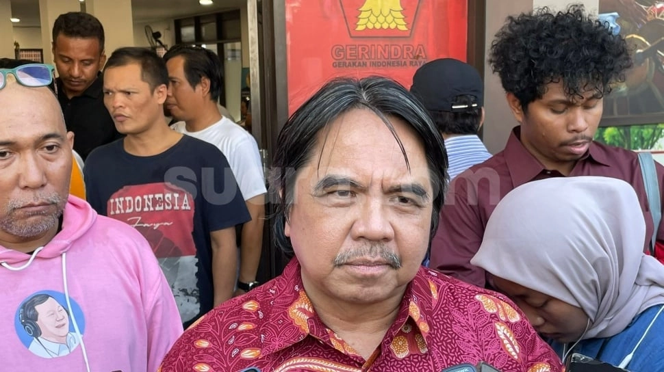 Masuk Barisan 02, Ade Armando Cuma Cengar-cengir Disindir Jadi 'Deterjen'