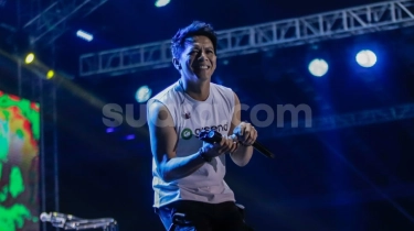 Momen Ariel NOAH Beri Ucapan Selamat untuk Ahmad Dhani atas Dapil 1 Jawa Timur: Mudah-mudahan Selalu Berani