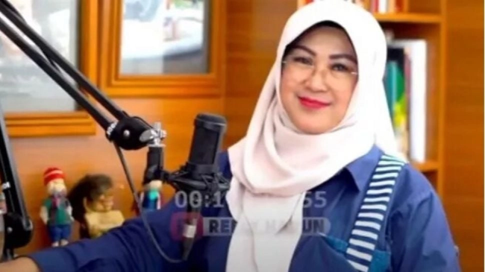 Sebelum Dipetisi Guru Besar, Dokter Tifa Sudah Ragukan Jokowi Kuliah di UGM