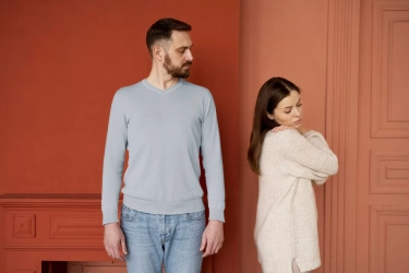 Mengenal Apa itu Love Hate Relationship: Simak Penjelasan, Penyebab, dan Cara Mengatasinya di Sini!