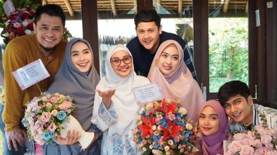 Ungkap Masalah Rumah Tangga Ria Ricis, Ini Beda Sumber Penghasilan Teuku Ryan dan Ory Vitrio