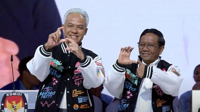 Mengenal Jaket Varsity yang Dipakai Ganjar Saat Debat Terakhir, Jadi Tren Fashion Sejak 1865
