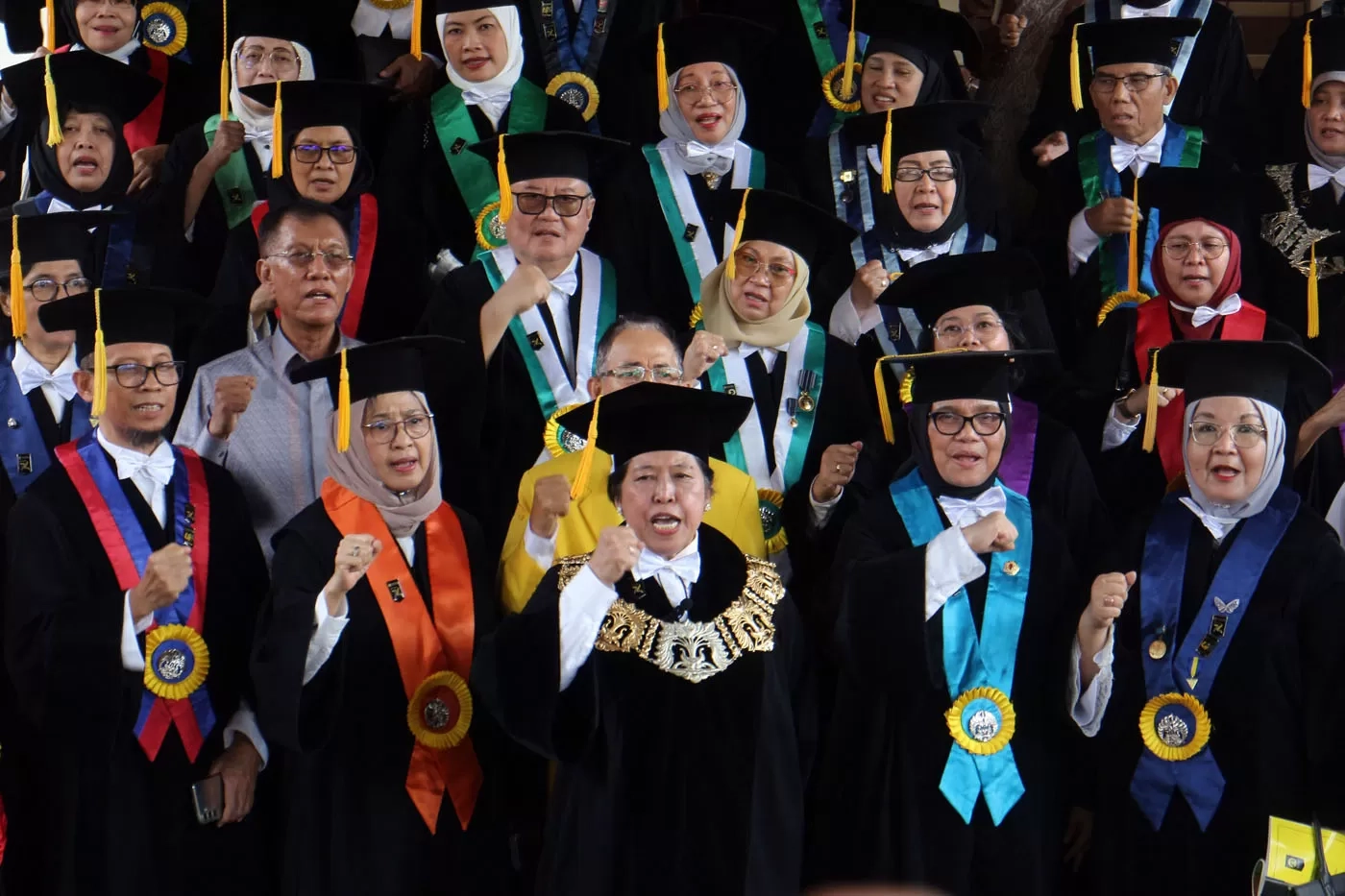 YLBHI Sebut Banyak Intimidasi Pasca-Kampus Kritik Jokowi
