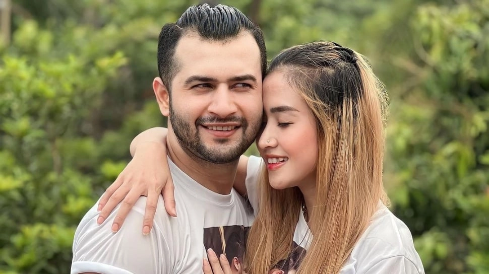 Apa Pekerjaan Akash Elahi? Suami Venny Alberti Diduga Gonta-ganti Cewek sampai Tularkan PMS