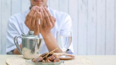 Bolehkah Puasa Saat Isra Miraj? Begini Cara Baca Niatnya