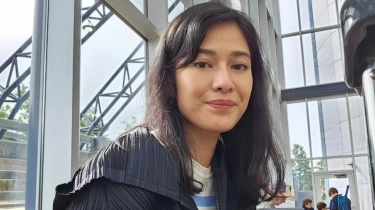 Posting Foto Lagi Main Tenis, Potret Candid Dian Sastro Bikin Warganet Heran: Kok Bisa Tetep Cakep?