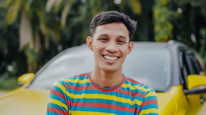 Cerita Rian Arifin Sebelum Kondang, Pernah Jadi Tukang Becak Pengangkut Kayu