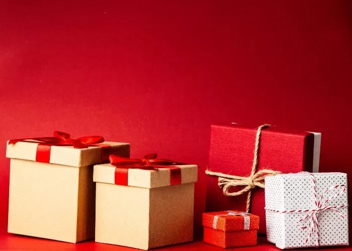 10 Ide Kado Romantis Hari Valentin untuk Kekasih Tercinta