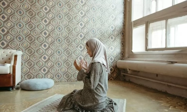 Kabulkan Segala Hajat, Berikut Amalkan Doa Malam Isra' Mi'raj