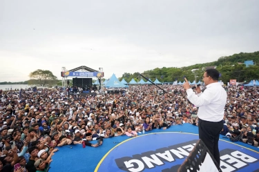 Kalah War Tiket Kampanye AMIN di JIS, Anies Bilang Warga Boleh Tetap Datang
