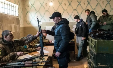 Ukraina Khawatir Kehilangan Senjata Terbesarnya, Bantuan Militer Amerika Serikat
