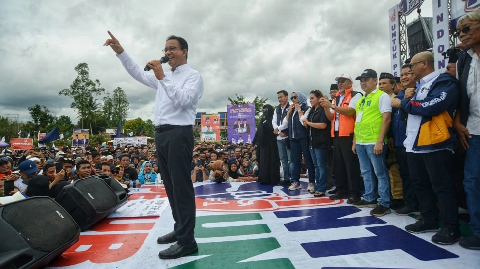 Anies Baswedan Nyanyi di Panggung Dangdut, Netizen Heboh Minta Sembunyikan Mic: 5 Detik Cukup