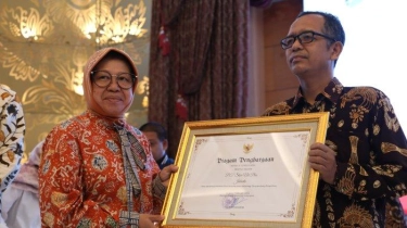 Mensos Risma Beri Penghargaan pada 15 Perusahaan yang Pekerjakan Kelompok Disabilitas