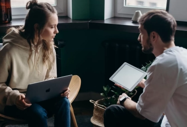 12 Tips Menjalin Hubungan Langgeng dengan Perempuan INFJ yang Sangat Langka