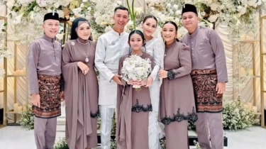 Bakal Menikahi Ayu Ting Ting, Ini Perbandingan Gaji Ayah Rozak dan Muhammad Fardhana