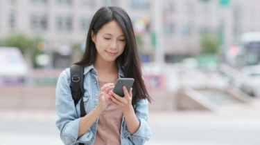 Liburan Bebas Repot di Singapura, Semua Transaksi Beres dengan QRIS BRImo!