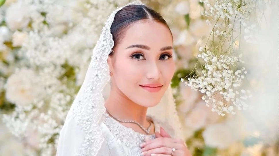Perjalanan Cinta Ayu Ting Ting: Penuh Lika-liku sampai Dilamar Anggota TNI