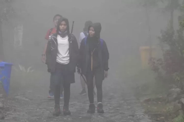 Pendakian Gunung Lawu via Cemoro Sewu Jadi Favorit Pendaki Selama Masa Libur Panjang, Ini Alasannya!