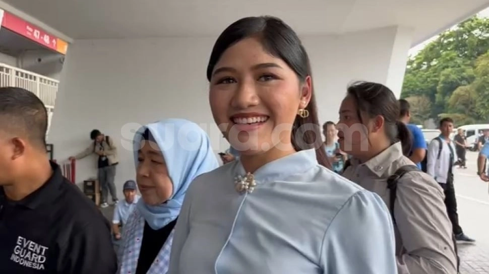 Erina Gudono Tembus Kepadatan GBK Naik Ojol Demi Kampanye Prabowo Subianto, Tapi Malah Belum Bayar